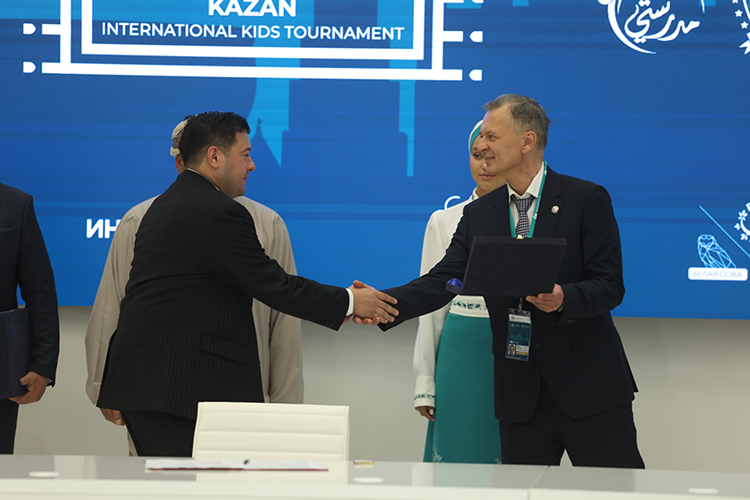 Организаторы оценивают экономический эффект от форума пока только косвенно — например, по тому, что товарооборот между Россией и странами ОИС увеличился на 44% за последние четыре года и превысил $160 млрд