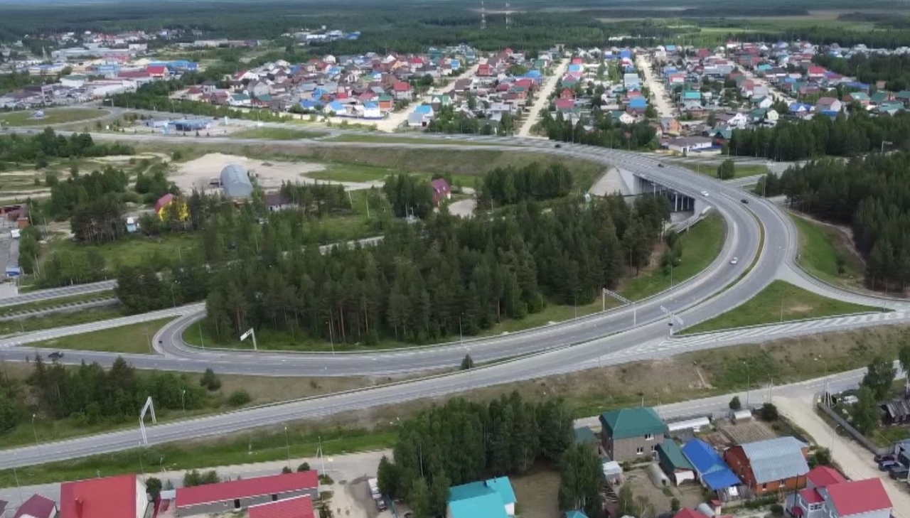 Югорск машины. Югорск. Югорск дорога Магистральная проект. Югорск ул Плеханова. Дорога 2 километра.