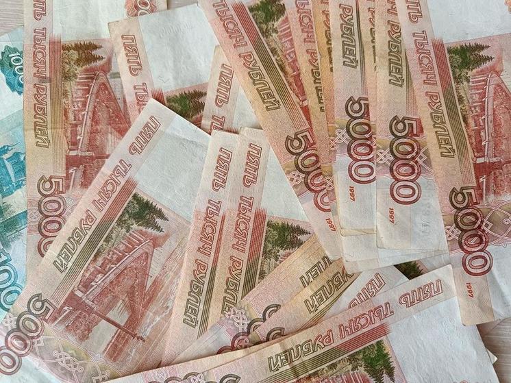В Новороссийске местный житель предстанет перед судом по обвинению в краже 100 000 рублей с карты