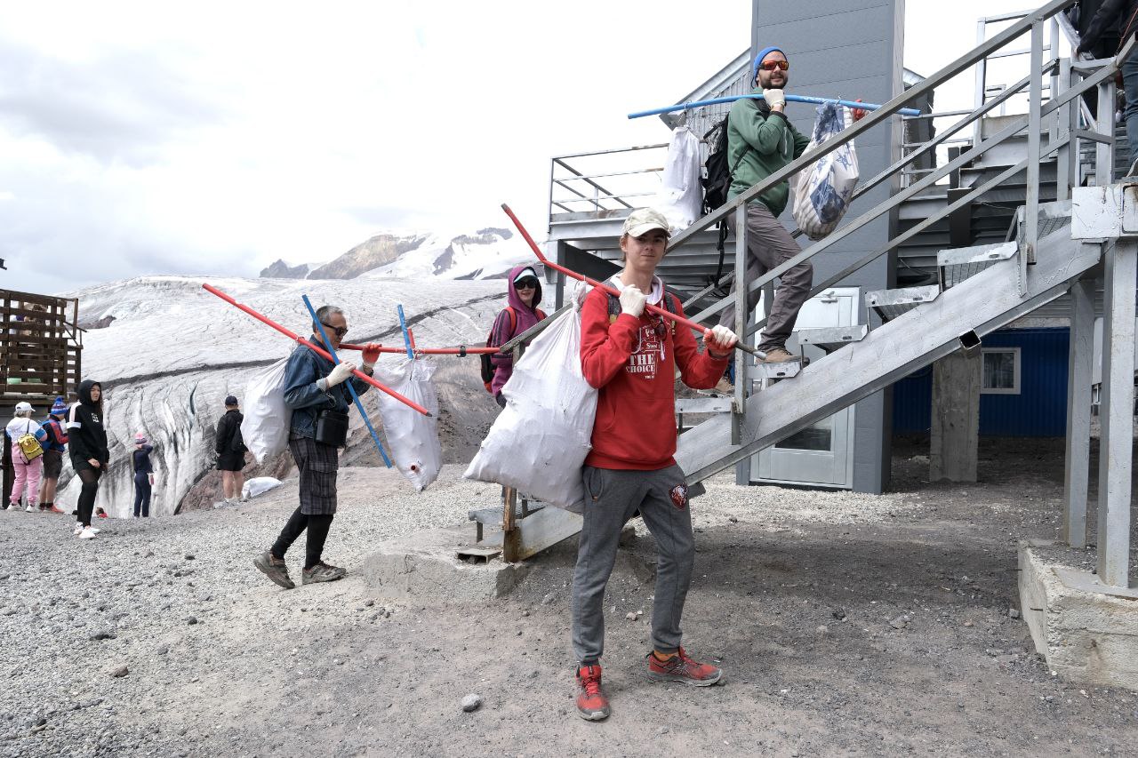 Экологический фестиваль «Чистая гора» прошел на Эльбрусе