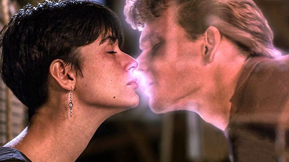 15 самых запоминающихся сцен поцелуев в кино