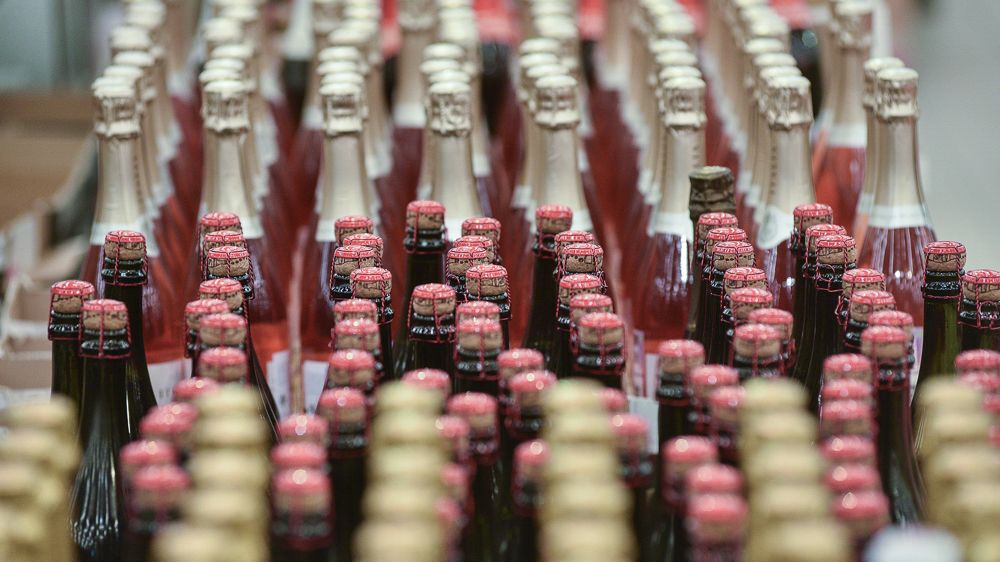 Эксперты спрогнозировали повышение доли отечественного алкоголя на российском рынке
