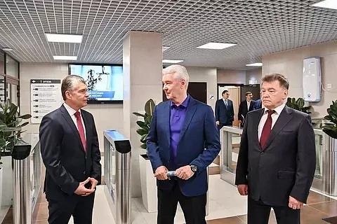 Собянин осмотрел новое здание для 10 участков мировых судей в Ново-Переделкино
