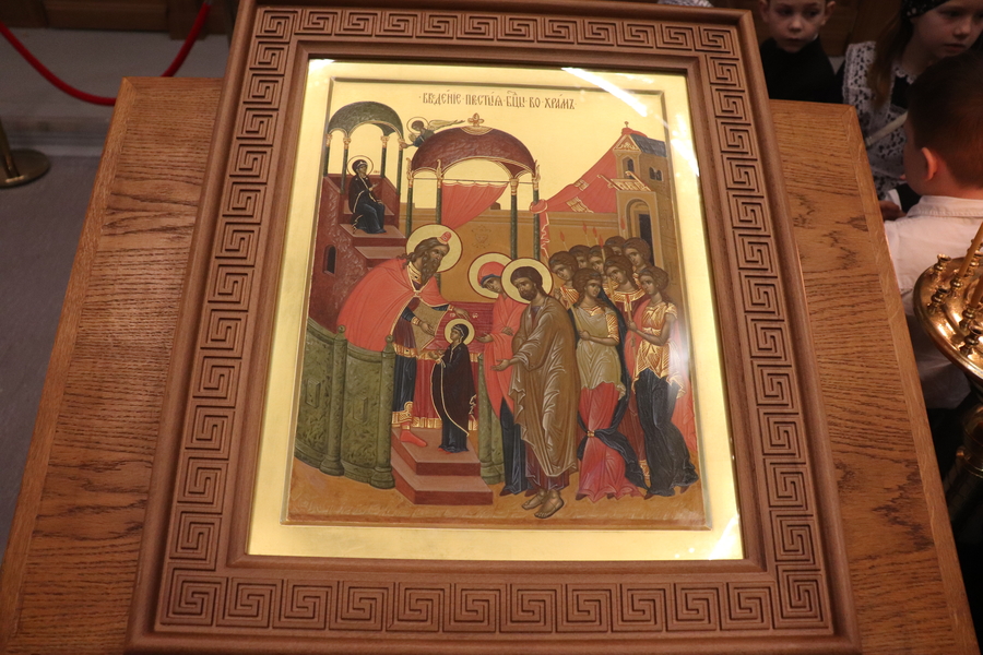 Введенский храм Гатчины отметил первый престольный праздник