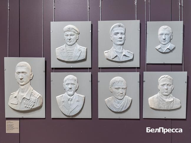 Мастер и город. В Белгородском художественном музее открылась выставка Максима Баранова - Изображение 