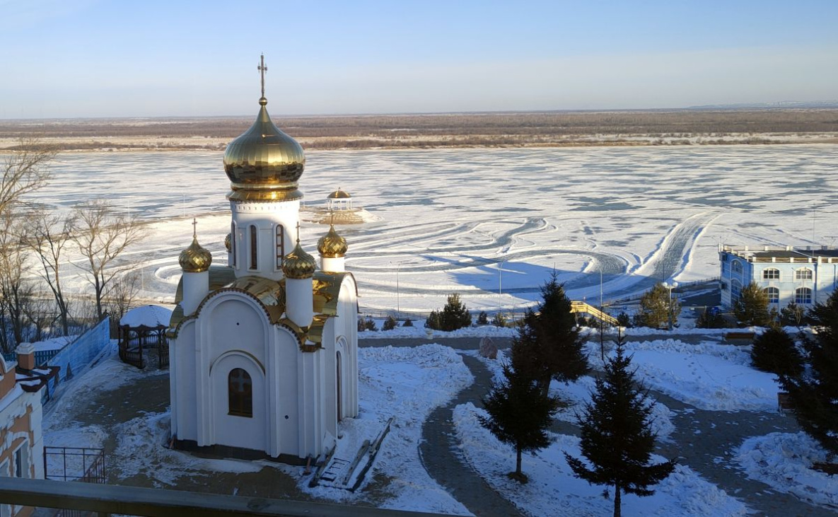 Хабаровск, храм на берегу Амура