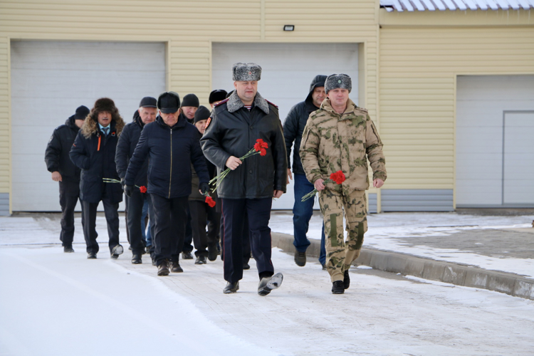 Ветеранов войск правопорядка поздравили в Управлении Росгвардии по Амурской области