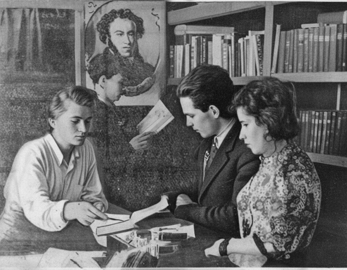 из газеты «Советская Колыма»‎