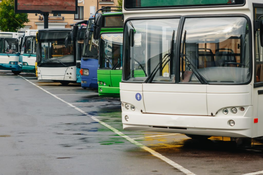 Во вторник, 11 ноября, в связи с ремонтными работами по улице Агрба будет ограничено движение рейсовых пассажирских автобусов по второму кругу в Новом микрорайоне столицы