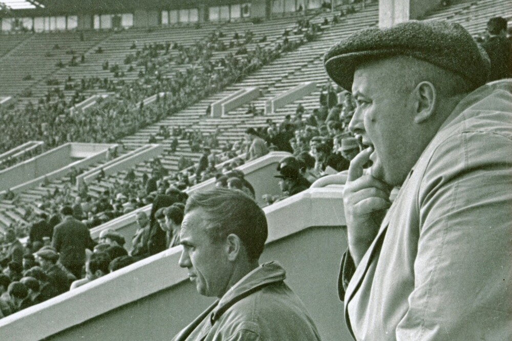 Болельщик «Спартака» Евгений Моргунов на стадионе, 1963 год