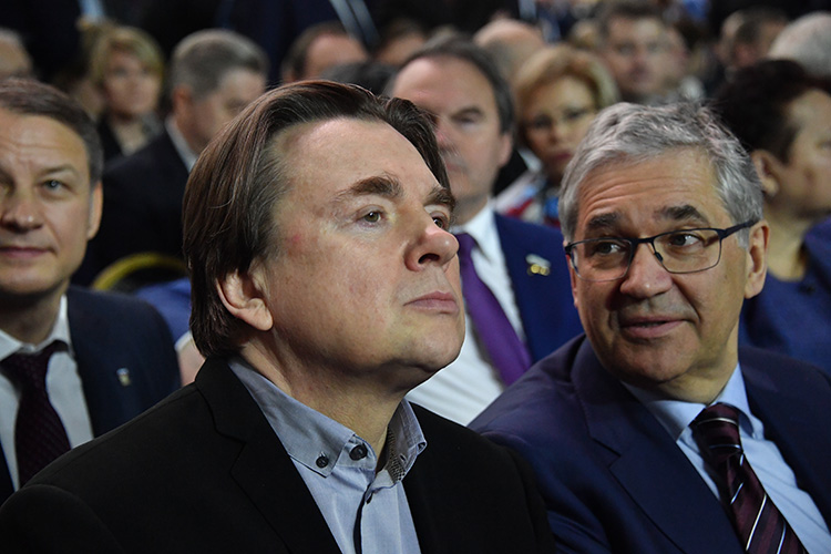 Константин Эрнст напомнил, что даже СССР в свои лучшие времена за счет балета, музыки и литературы активно промоутировал свой образ и это было эффективно