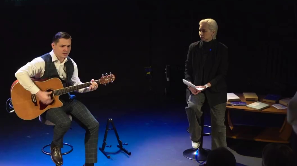 Брянский актёр Ненахов рассказал о жизни и ярких ролях на День артиста