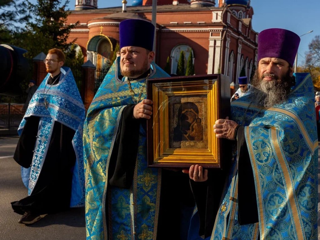 В Орехово-Зуеве состоялся Крестный ход с образом Казанской Божией Матери