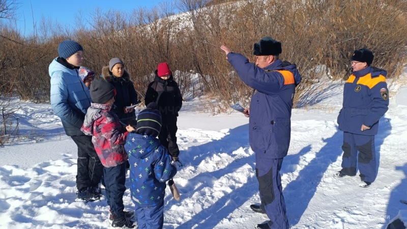 Безопасность на льду – под особым контролем сотрудников МЧС Забайкалья