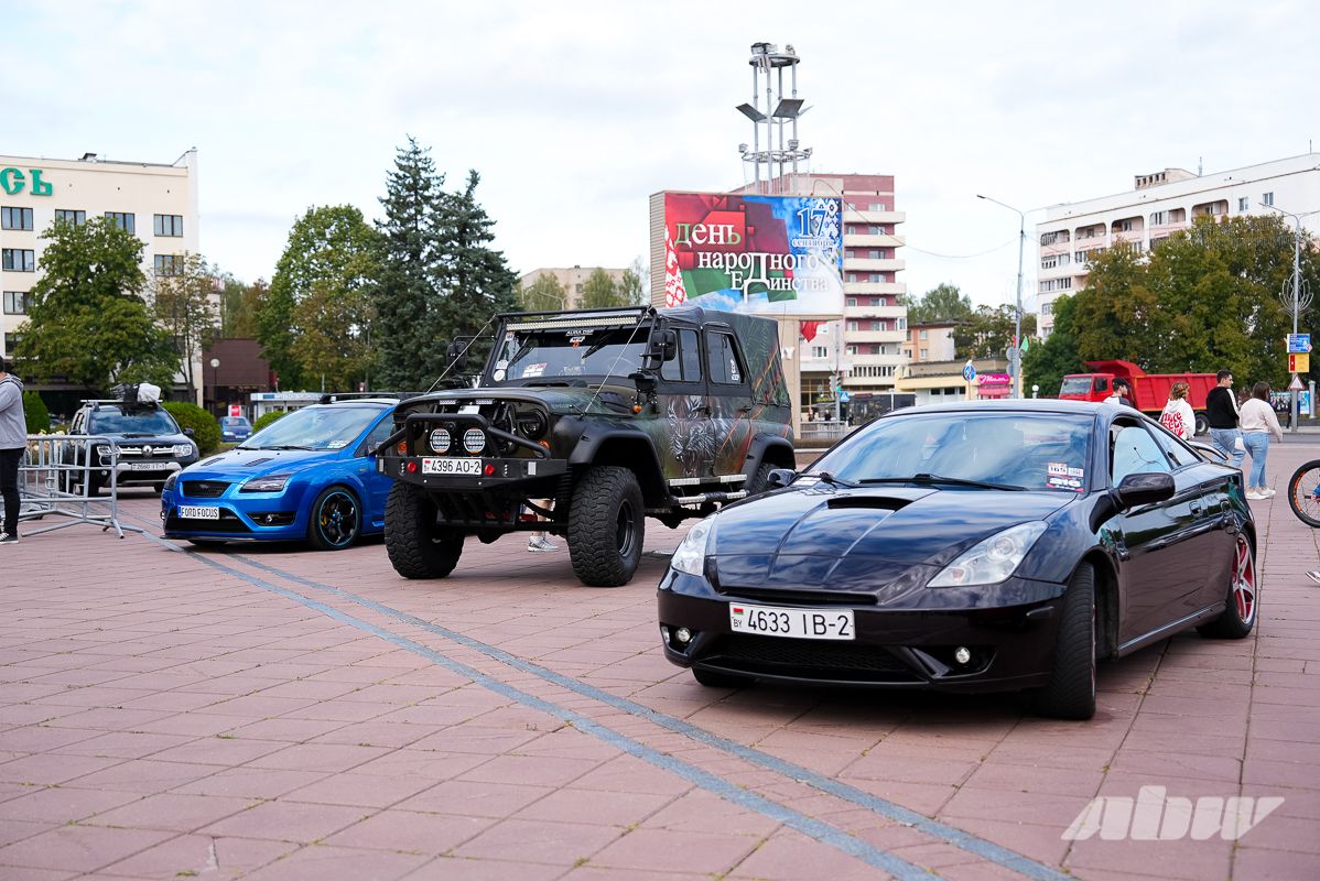 Монстр-трак Audi 100, Mosvagen и «Волга»-кабриолет: чем запомнился «Авто Тюнинг Батл» в Новополоцке