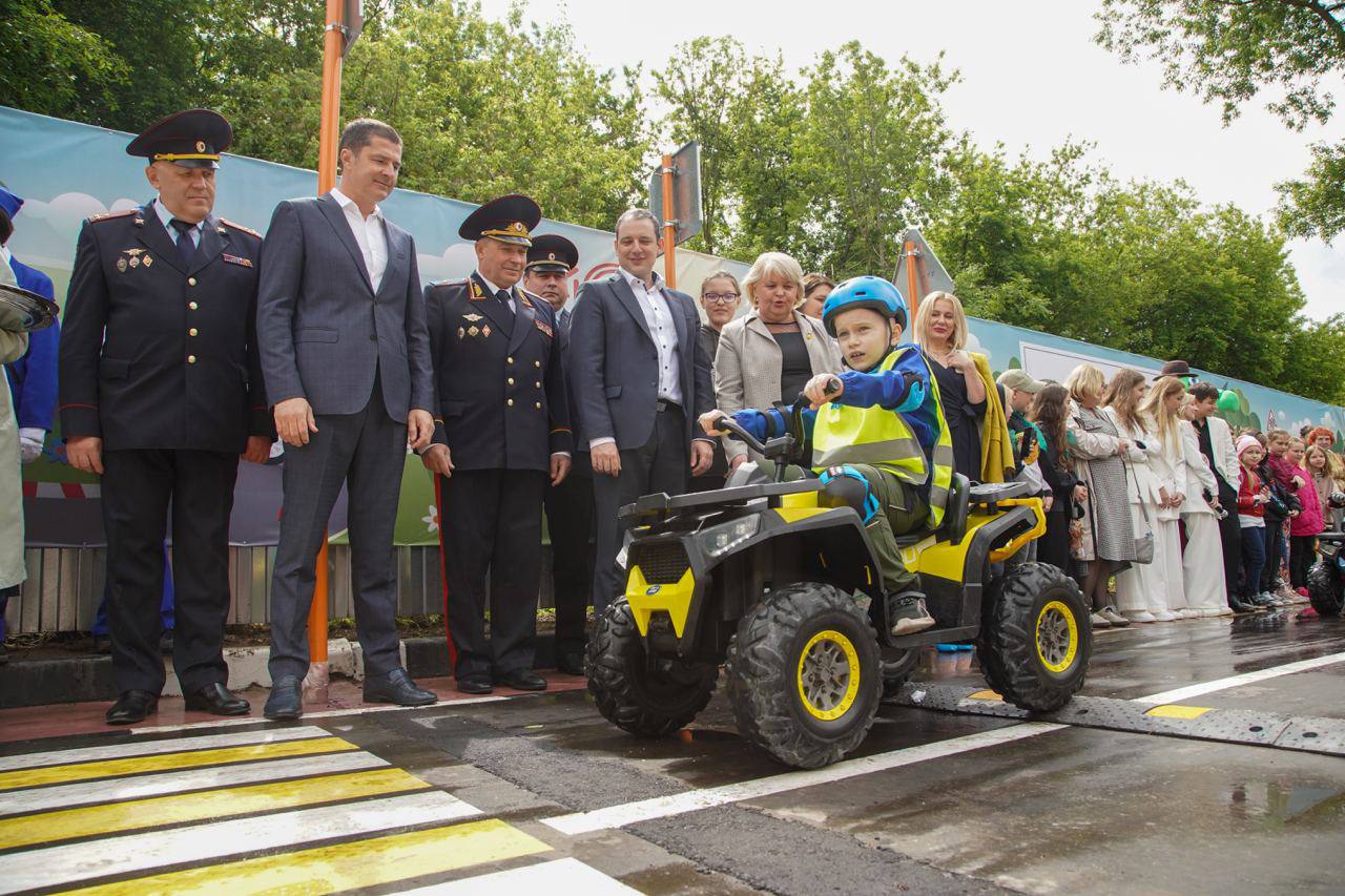 Открытие люберцы. Автогородок в парке. Автогородок открытие. Детский автогородок Люберцы. Автогородок парк спутника.