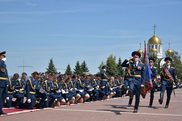 В Самарском юридическом институте ФСИН России состоялся торжественный выпуск лейтенантов 