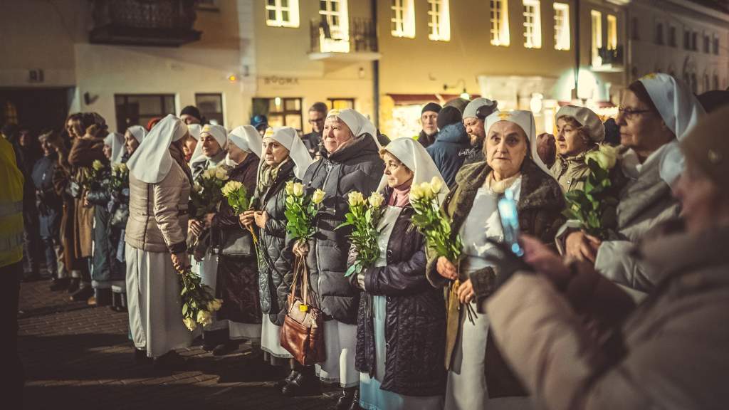 ВСТРЕЧА СВЯЩЕННЫХ РЕЛИКВИЙ В СВЯТО-ДУХОВОМ МОНАСТЫРЕ