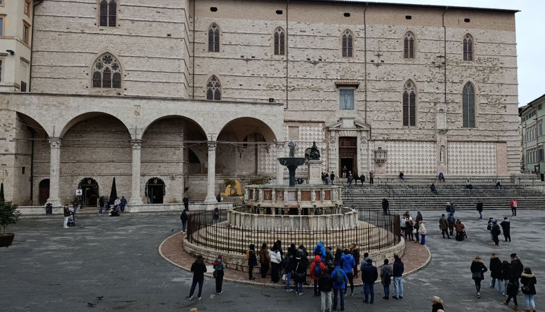 Перуджа фонтан