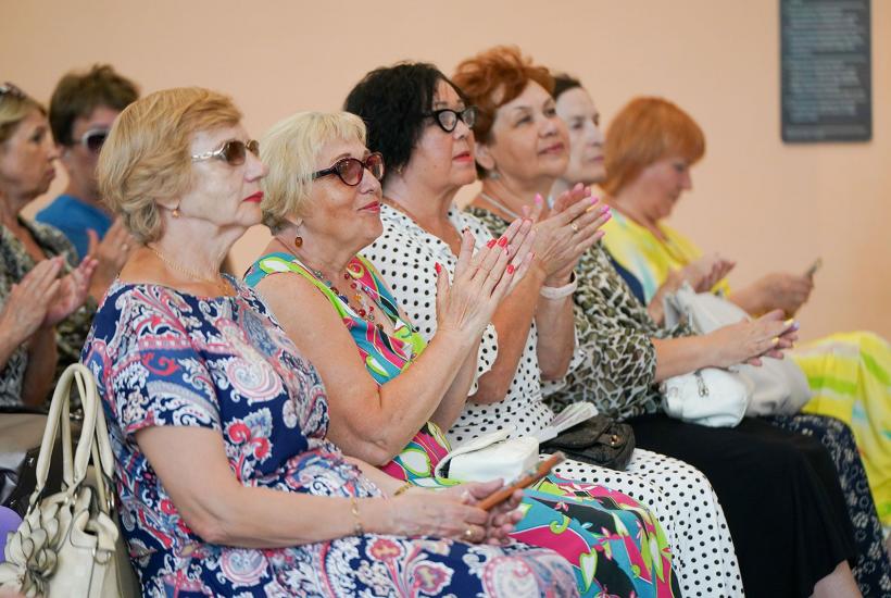 Пенсионеры