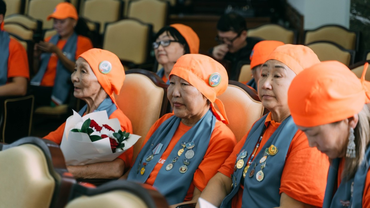 В Якутске чествовали активистов, волонтеров движения «Якутия с тобой!»