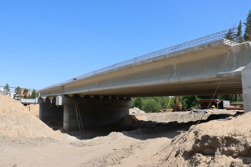 В Брянской областной Думе обсудили строительство моста через реку Ипуть в Сураже 