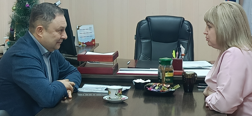 В Судиславле депутат Олег Скобелкин провел рабочую встречу с главой округа Еленой Снурницыной