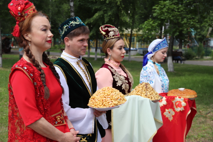 Культура и праздники народов татарстана. Татарстан праздник сабантуй. Спартакиада комус лужники. Сабантуй иваново. Сабантуй татарский праздник.