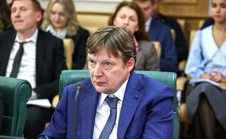 Парламентские слушания Комитета СФ по федеративному устройству, региональной политике, местному самоуправлению и делам Севера «Инновации и современные технологии в строительстве и жилищно-коммунальном хозяйстве»