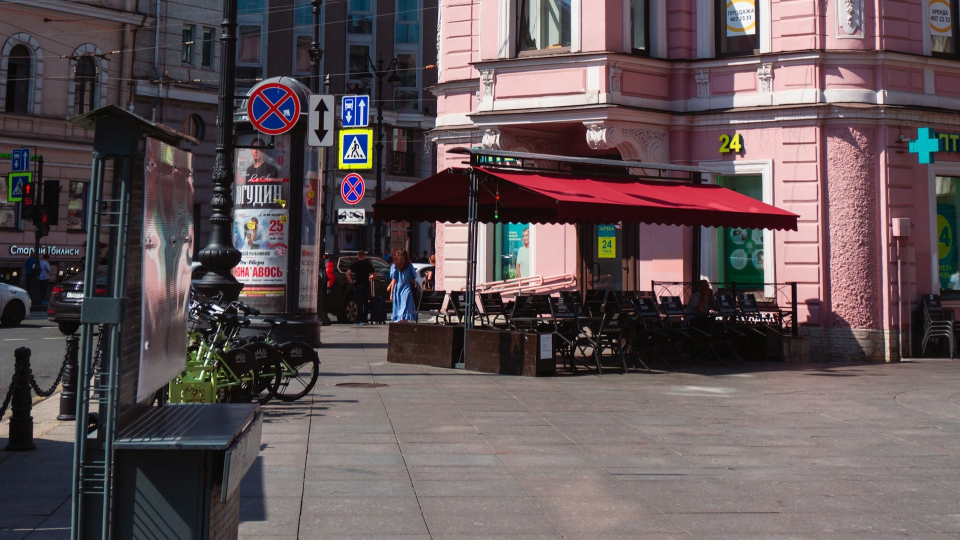 Ситуация с верандами ресторанов на Невском может проясниться после Дня города 