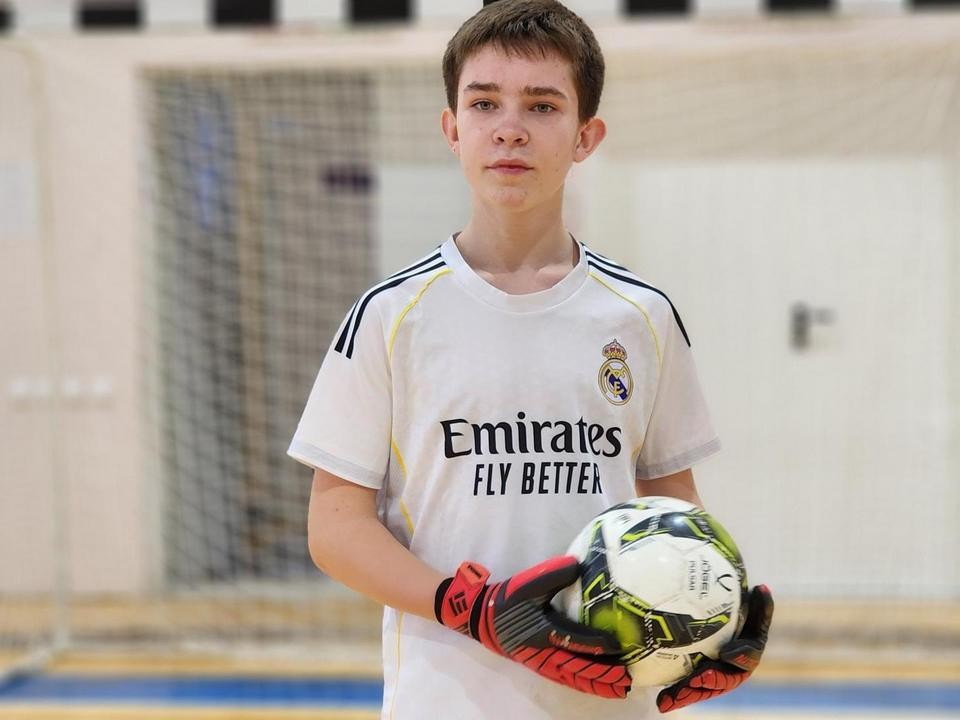 Футбольные баталии: сельские юноши сразились за право выйти в финал Единой школьной лиги