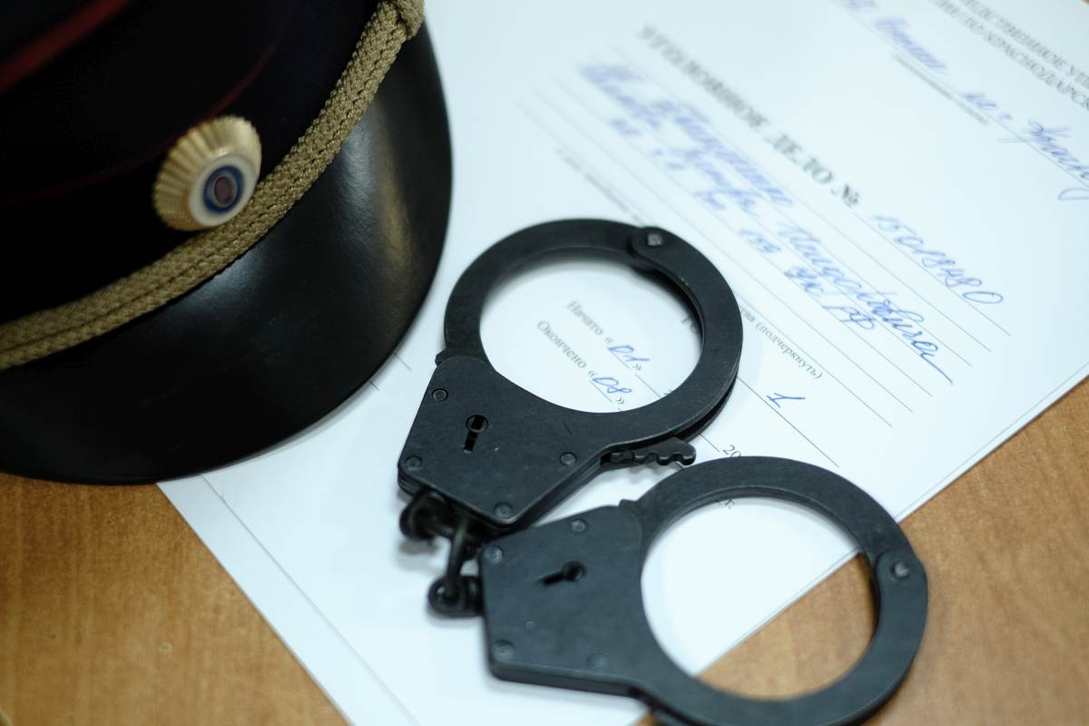 Обвиняемого в развратных действиях учителя из Череповца задержали в Краснодаре