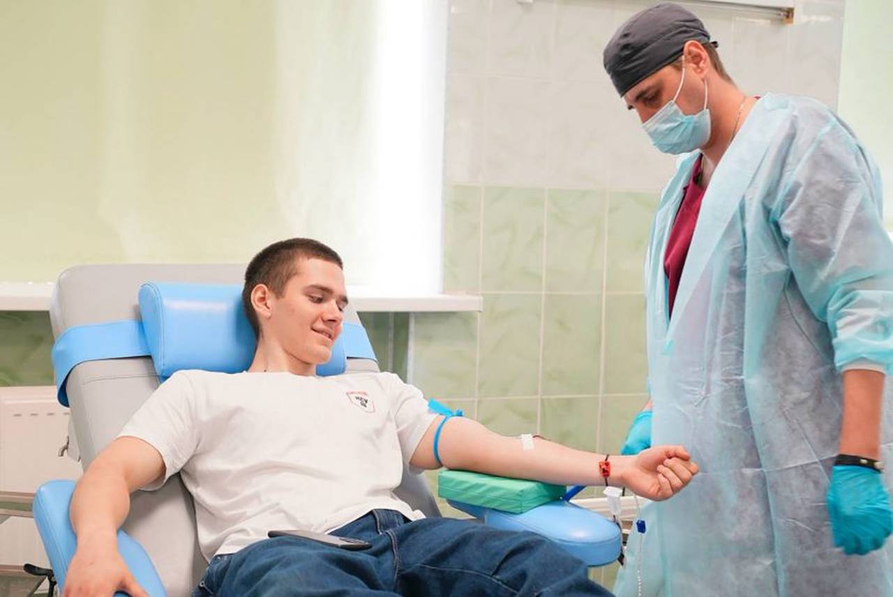 Ребята попробуют себя в качестве доноров на базе Городской клинической больницы имени Валентина Буянова. Фото: пресс-служба Департамента образования и науки города Москвы