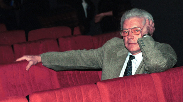 Евгений Жариков