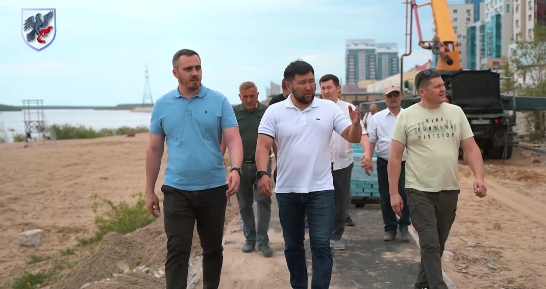 Городской пляж благоустраивается вместе с набережной им. Романа Дмитриева в Якутске