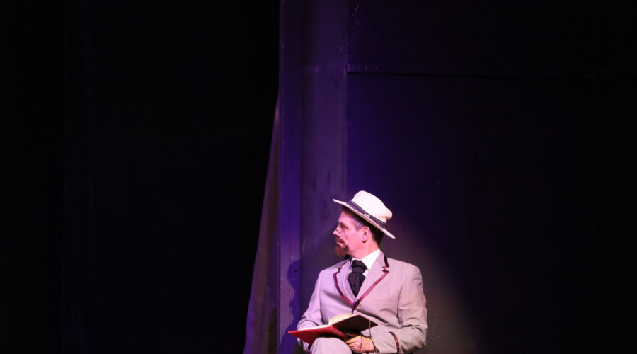 Текст пьесы гроза. Завершается пьеса. Завершается пьеса. Спектакль урод ведогонь. Краснодарский академический театр драмы екатерина бушина.