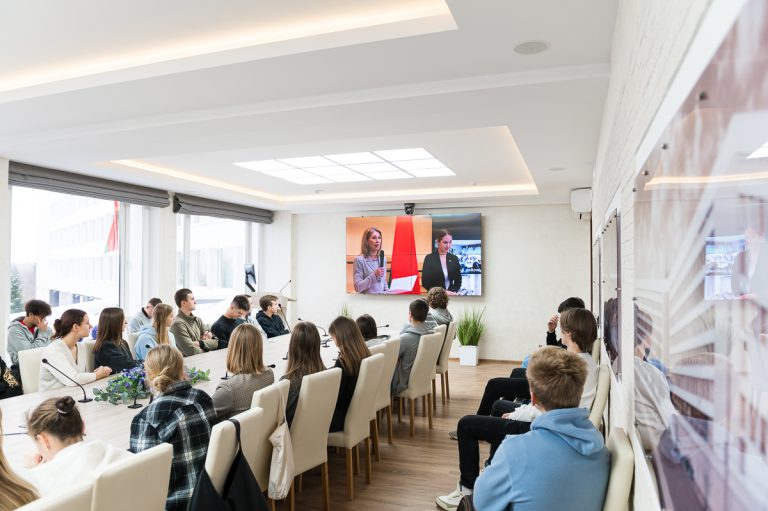 сокол смены 2024. сокол смена летнее первенство москвы 2010 2 игра смотреть. сокол смены 2024. сокол - кунцево. сокол смены 2024.