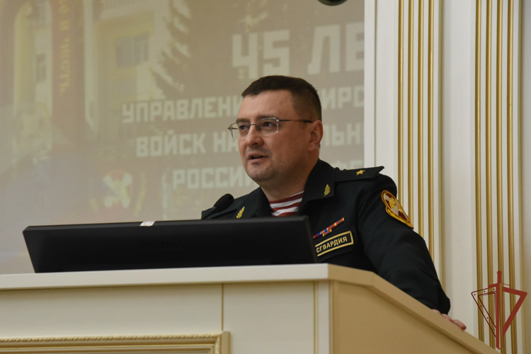 Командующий Сибирским округом Росгвардии поздравил личный состав с годовщиной образования объединения