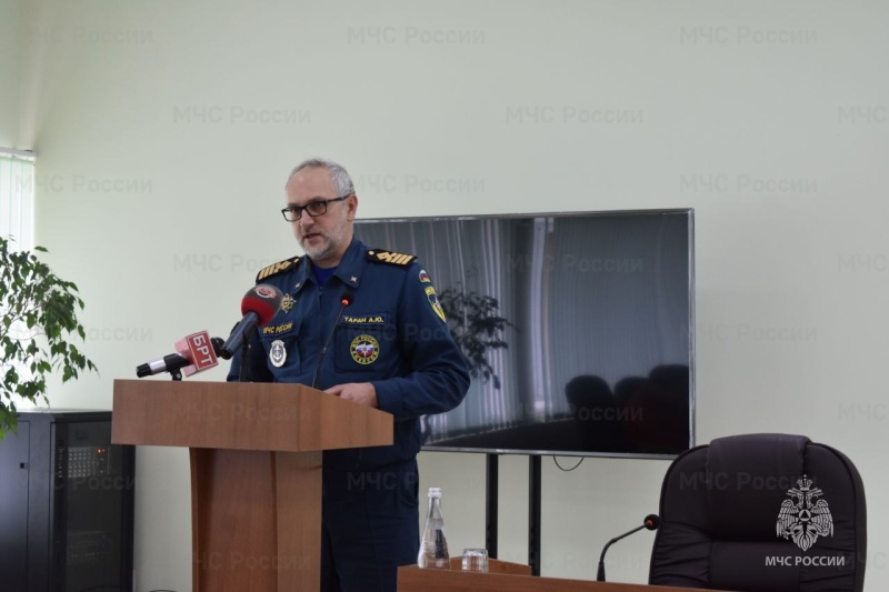 Вопросы подготовки к высокому курортному сезону на Южном берегу Крыма обсудили в Алуште и Ялте