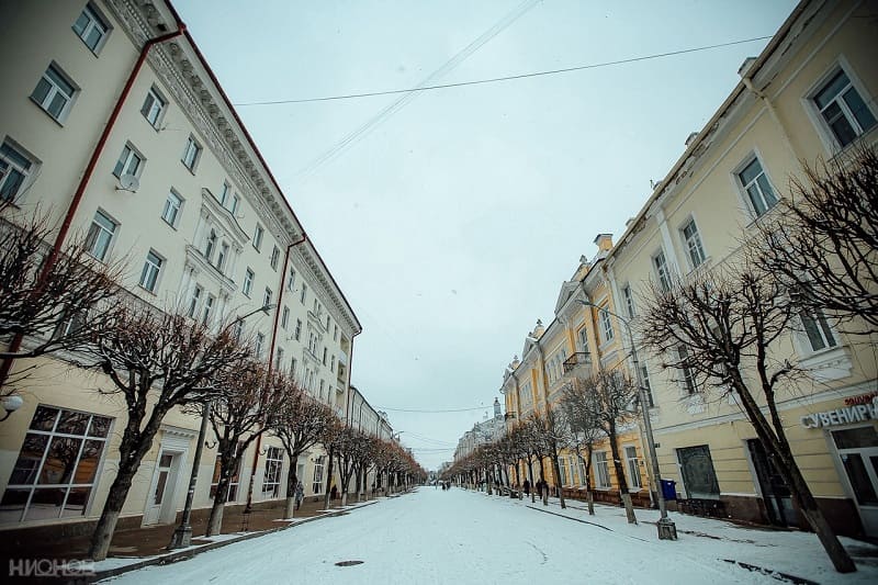 Оттепель в смоленске. Смоленск в апреле. Гололедица. Утро 16 февраля.
