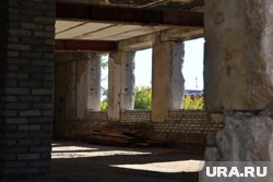 Обманутые дольщики добились выплат от мэрии из-за недостроенного дома