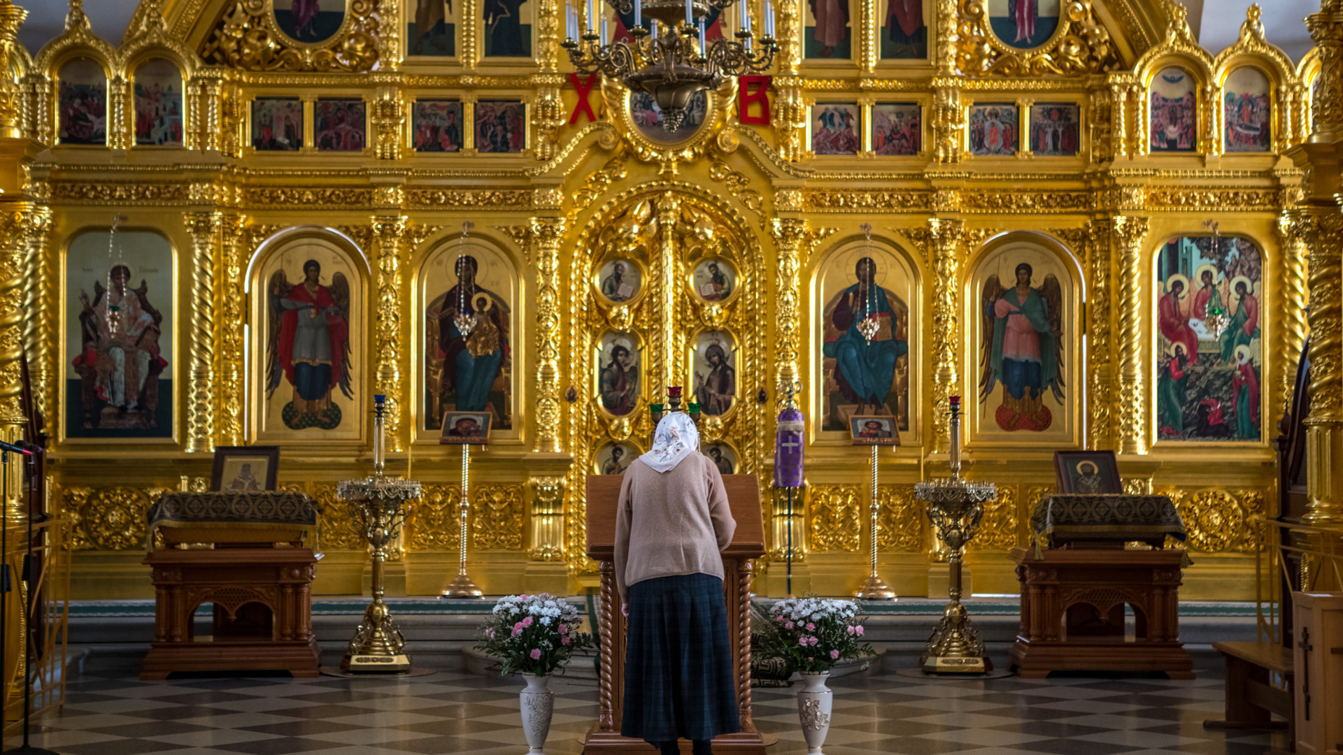 Церкви внутри