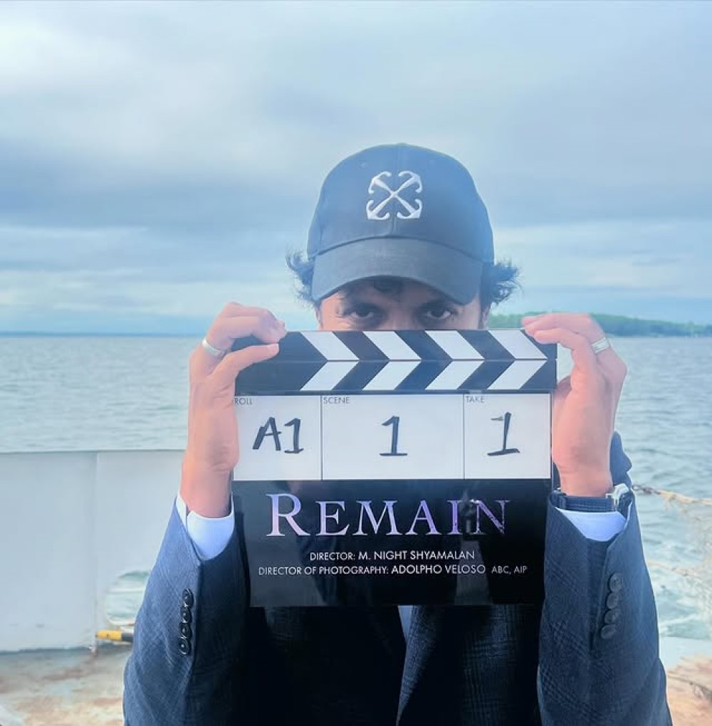 Кадр со съемок фильма «Remain» (2026) / Фото: соцсети М. Найта Шьямалана