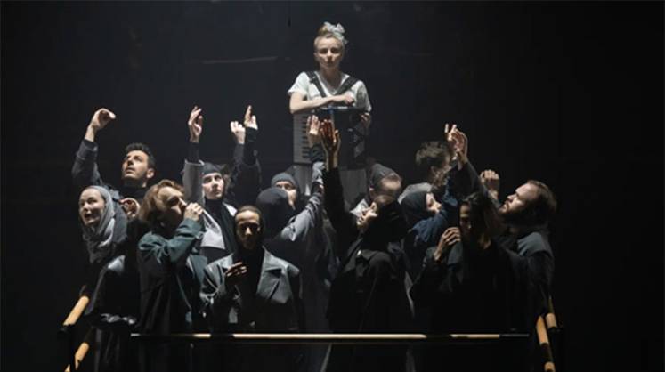 Традиции, заложенные основателем