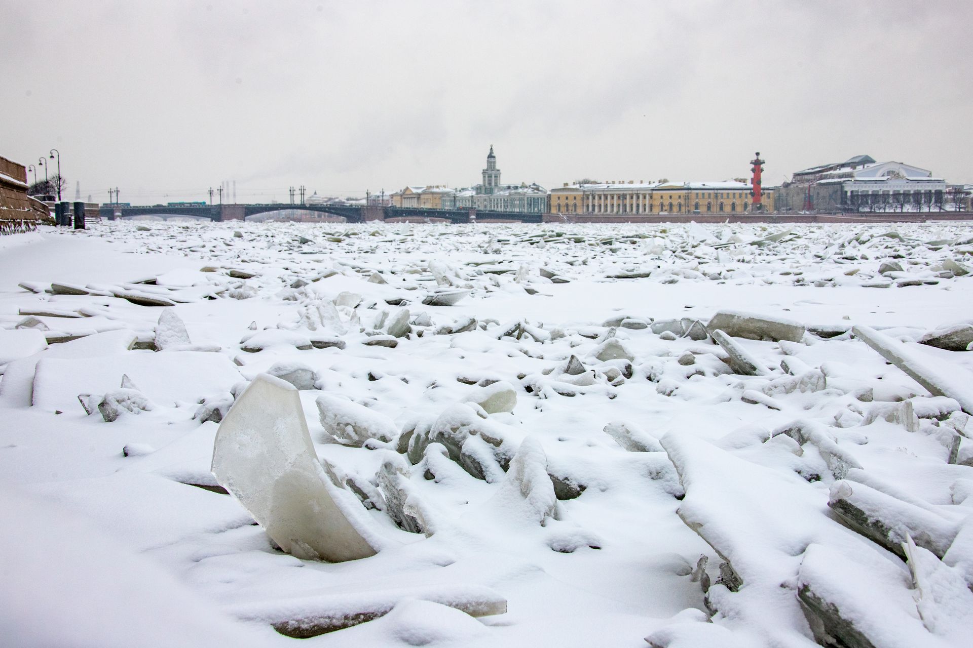 Замерзает ли зимой