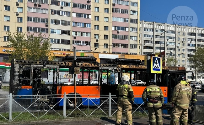 Прокуратура начала проверку по факту возгорания пассажирского автобуса в Пензе