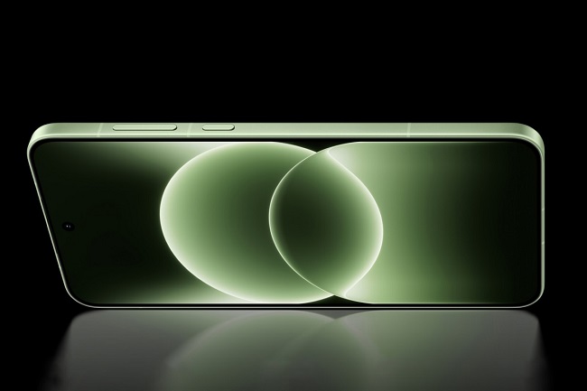 Смартфон OnePlus 15R.