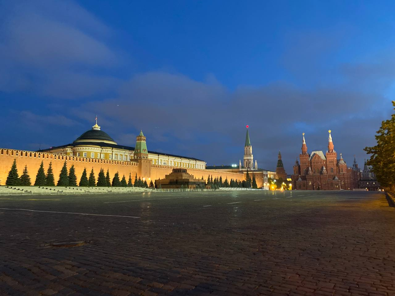 Москва площадь города км2