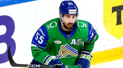 Форвард «Ак Барса» Александр Хмелевски