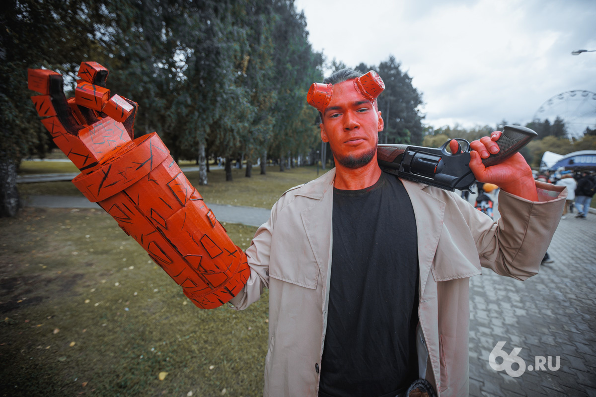 Десятки тысяч героев фильмов и игр собрались в парке Маяковского. Большой фоторепортаж с «Гиккона»